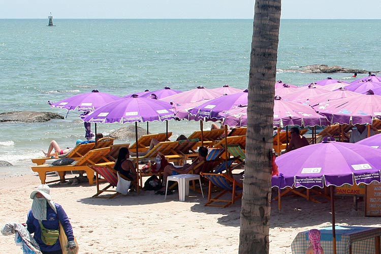 Umbrellas on the beach of Hua Hin, Thailand