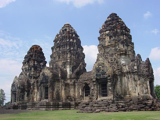 Phra Prang Sam Yod, Lopburi