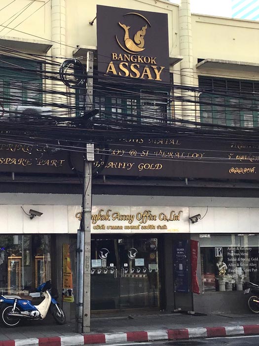 You can buy silver bars at Bangkok Assay Office on Charoenkrung Road