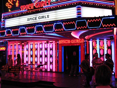 Spice Girls Bar in Soi Cowboy, Bangkok