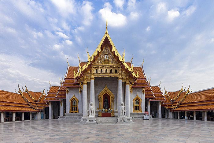 Wat Benchamabophit, front view of the Ubosoth