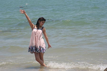 Young woman, Hua Hin Beach