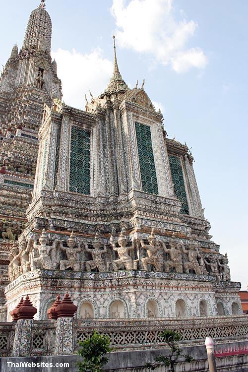 Main Prang and Mondop, Wat Arun