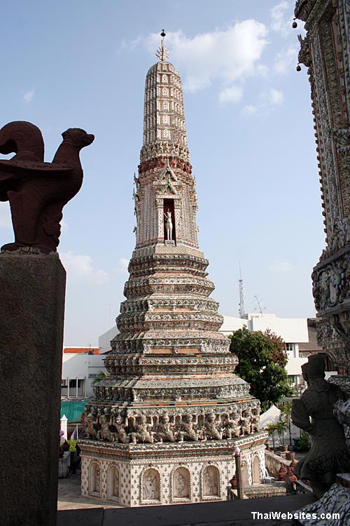One of the 4 small Prangs surrounding the main Prang, Wat Arun