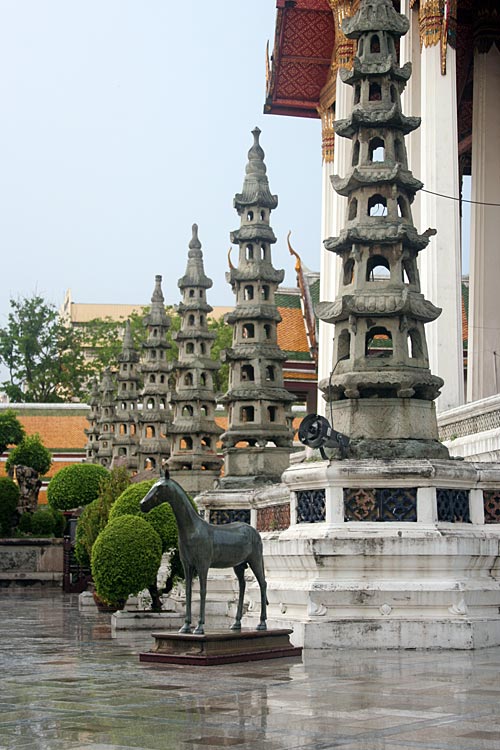Pagodas in the Courtyard, Wat Suthat